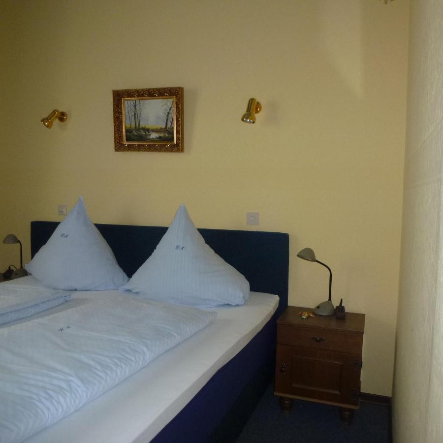 Hotel Adler ดุสเซลดอร์ฟ ภายนอก รูปภาพ