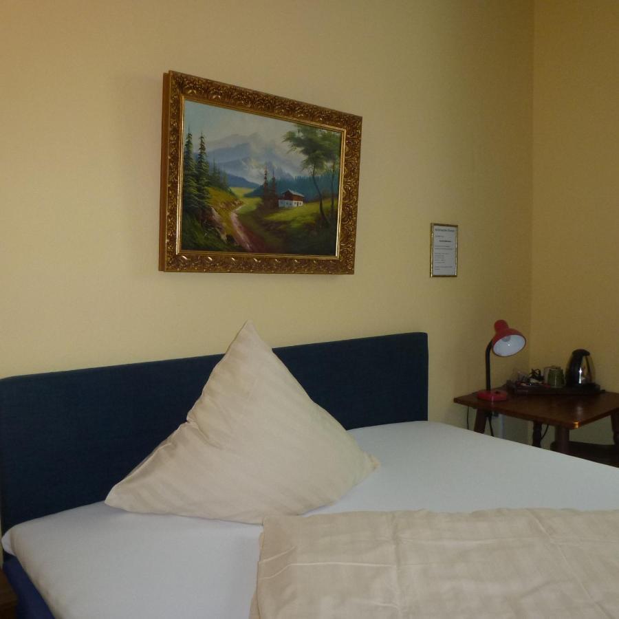 Hotel Adler ดุสเซลดอร์ฟ ภายนอก รูปภาพ